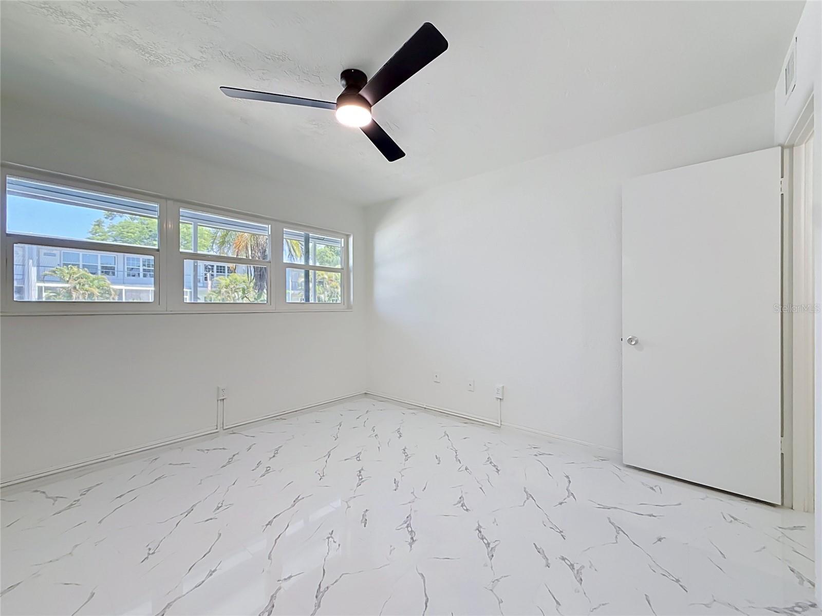 4295 58TH WAY N #1604, KENNETH CITY, FL, 33709