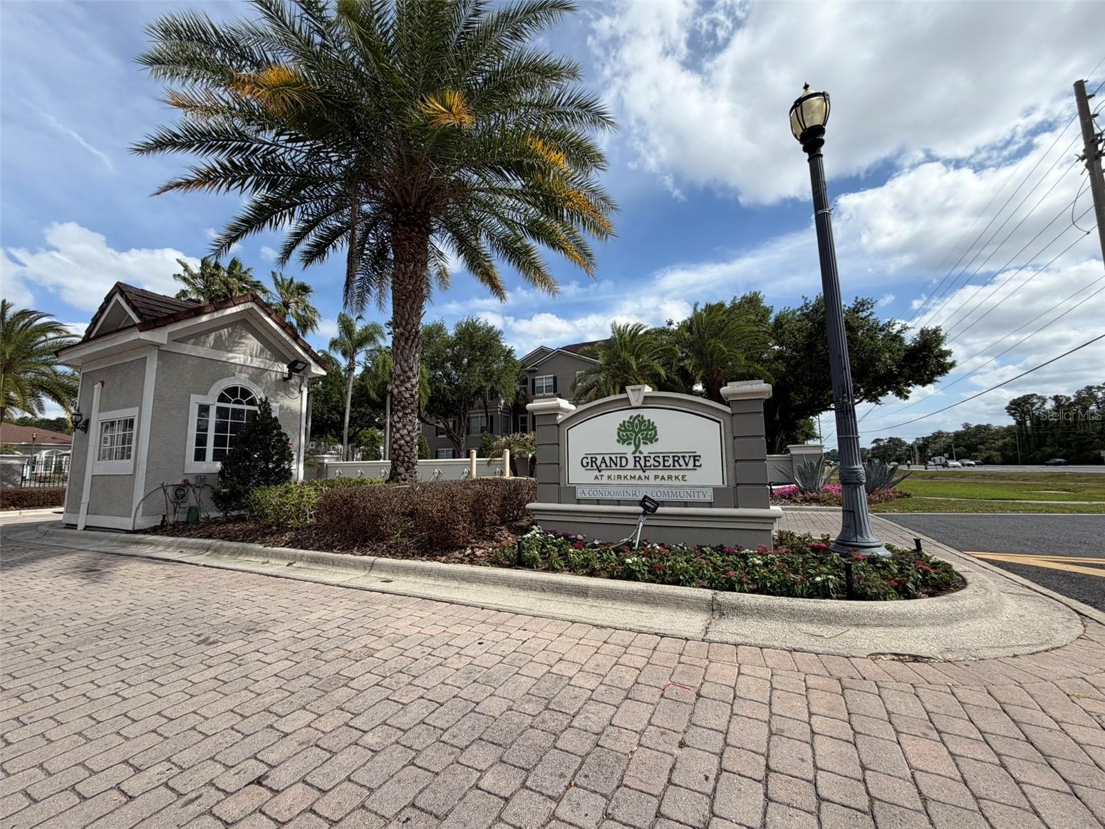 3319 S KIRKMAN RD #311, ORLANDO, FL, 32811