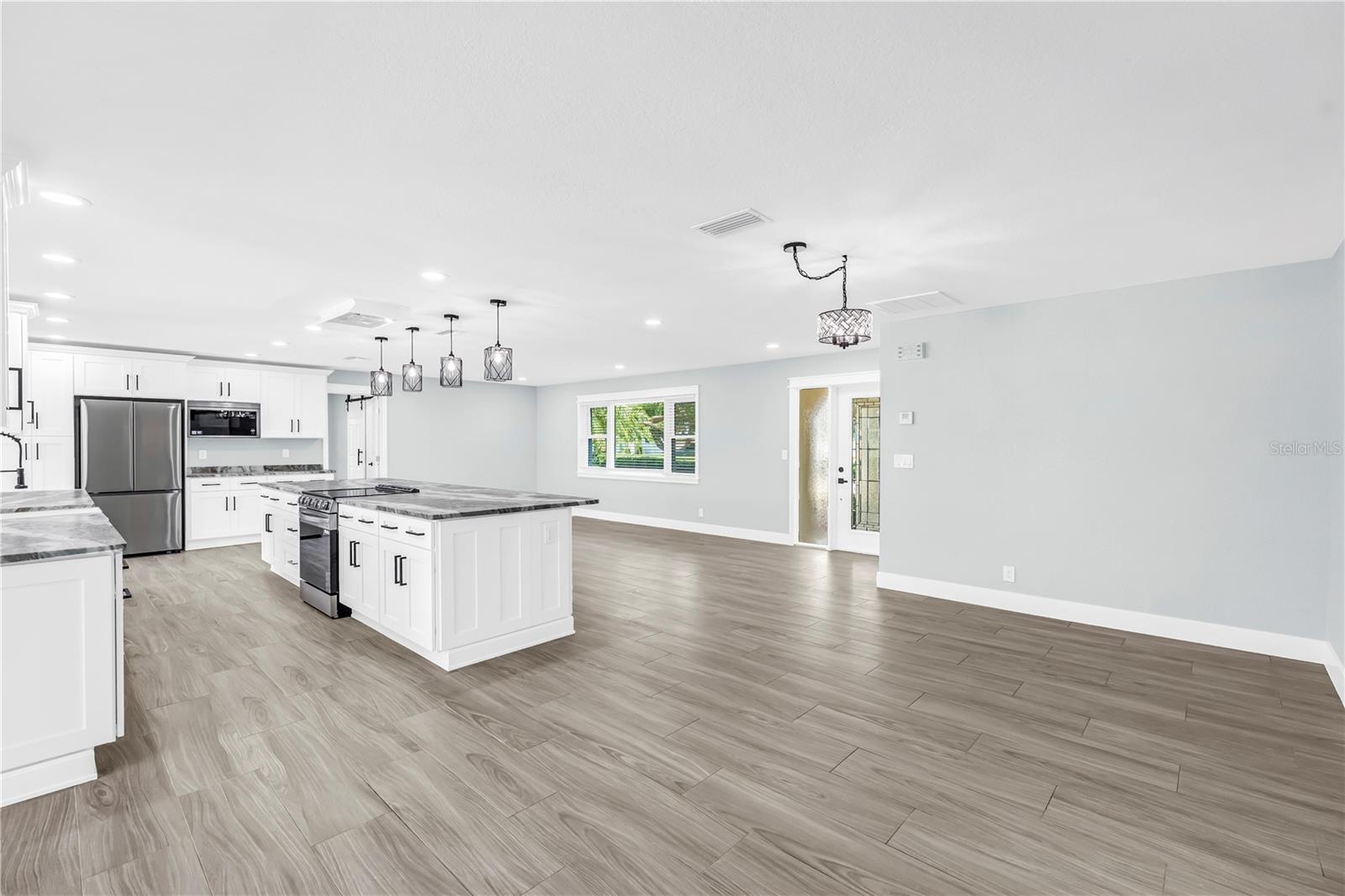 12897 88TH AVE, SEMINOLE, FL, 33776