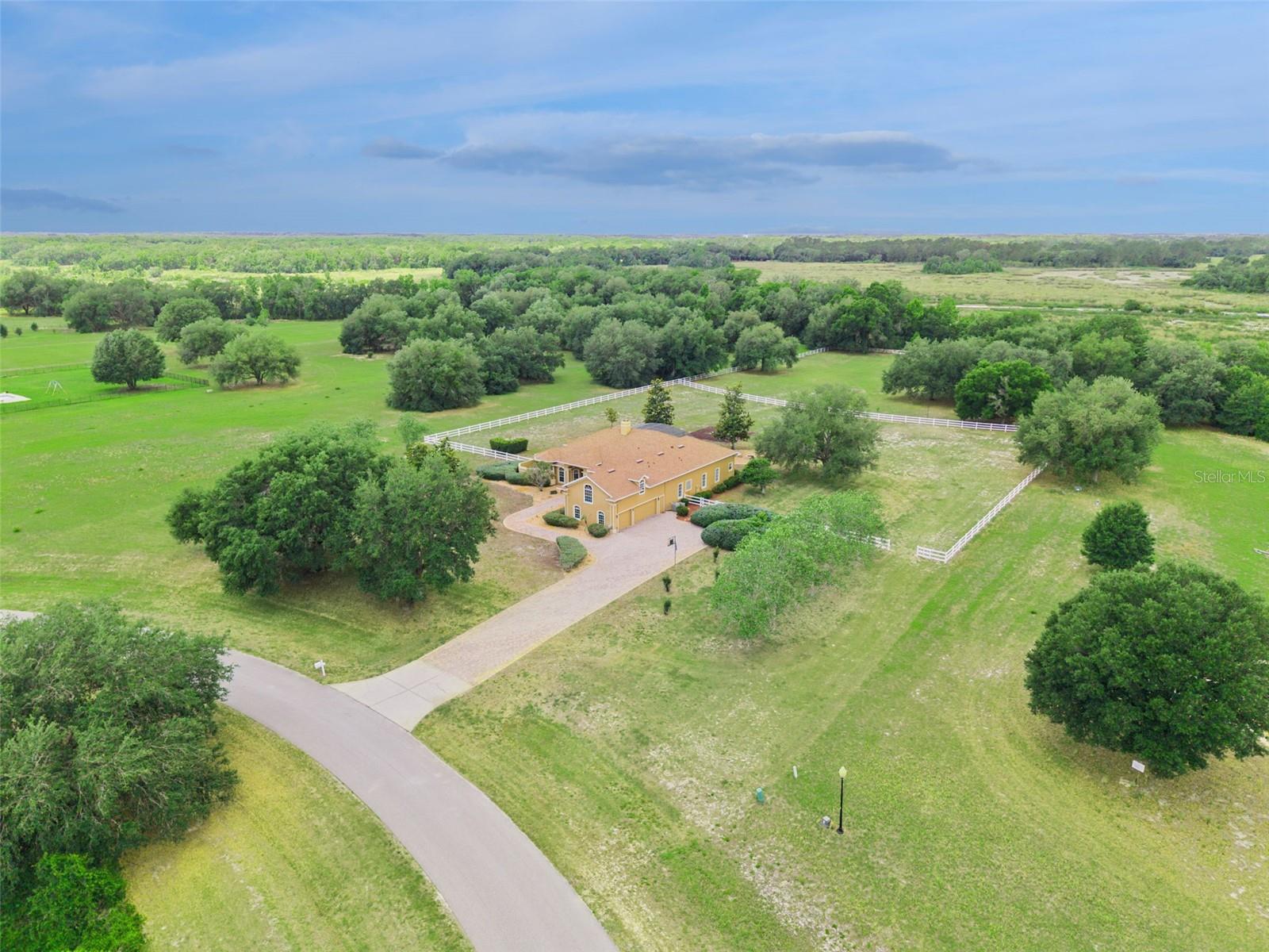 19503 EAGLE RUN, GROVELAND, FL, 34736