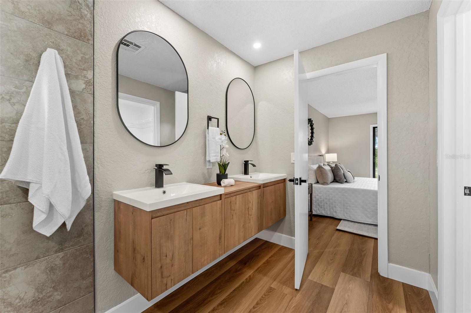 117 POINCIANA RD, EDGEWATER, FL, 32141