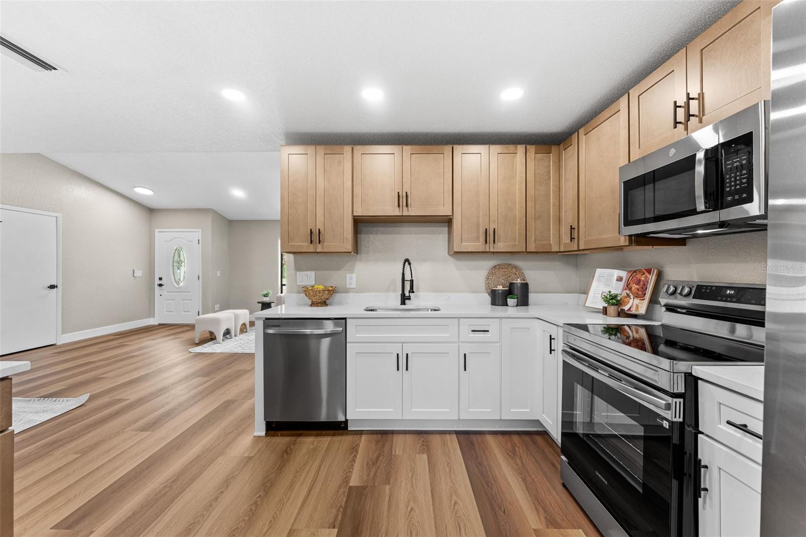 117 POINCIANA RD, EDGEWATER, FL, 32141