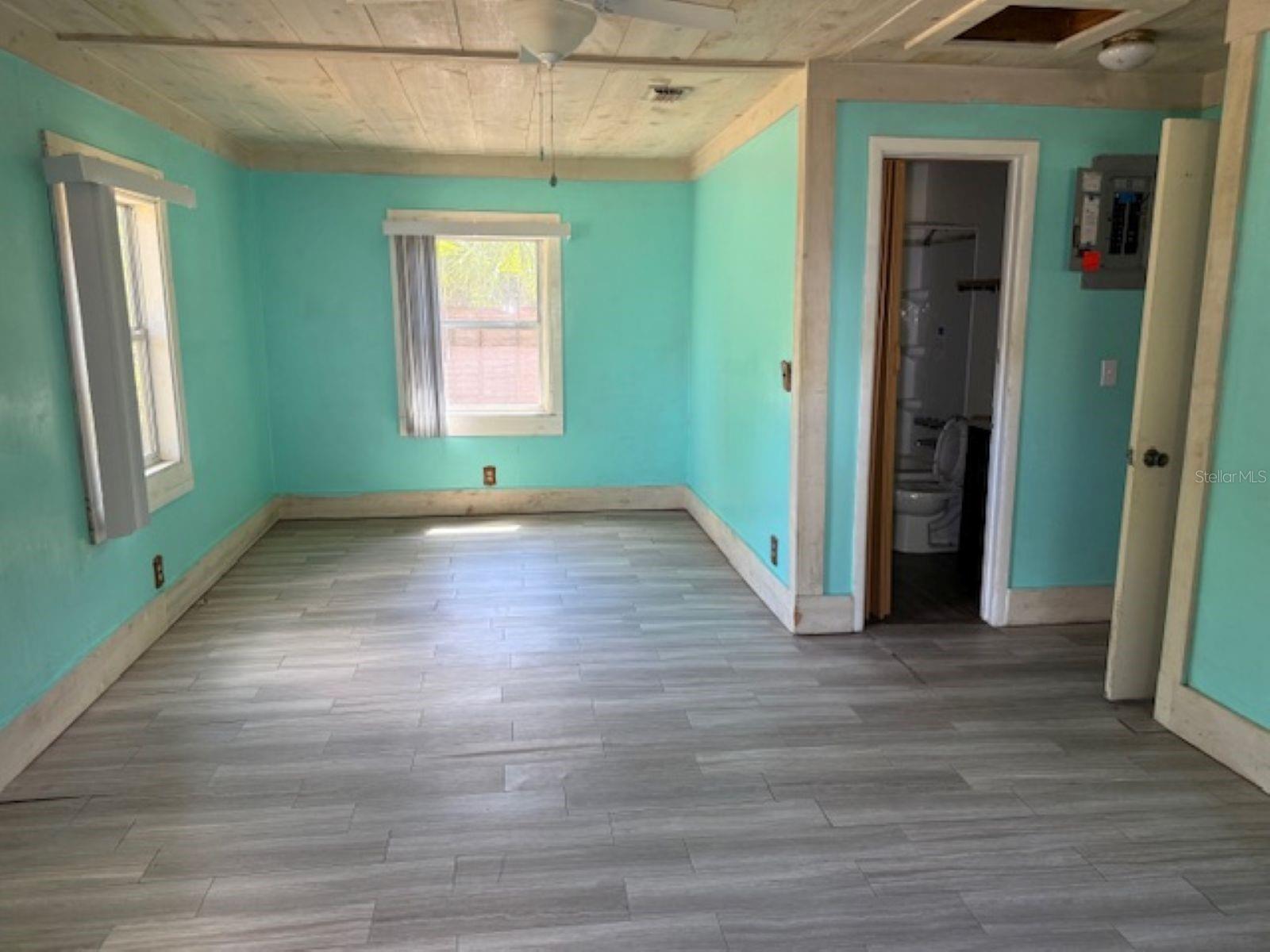 3189 CR 419, LAKE PANASOFFKEE, FL, 33538