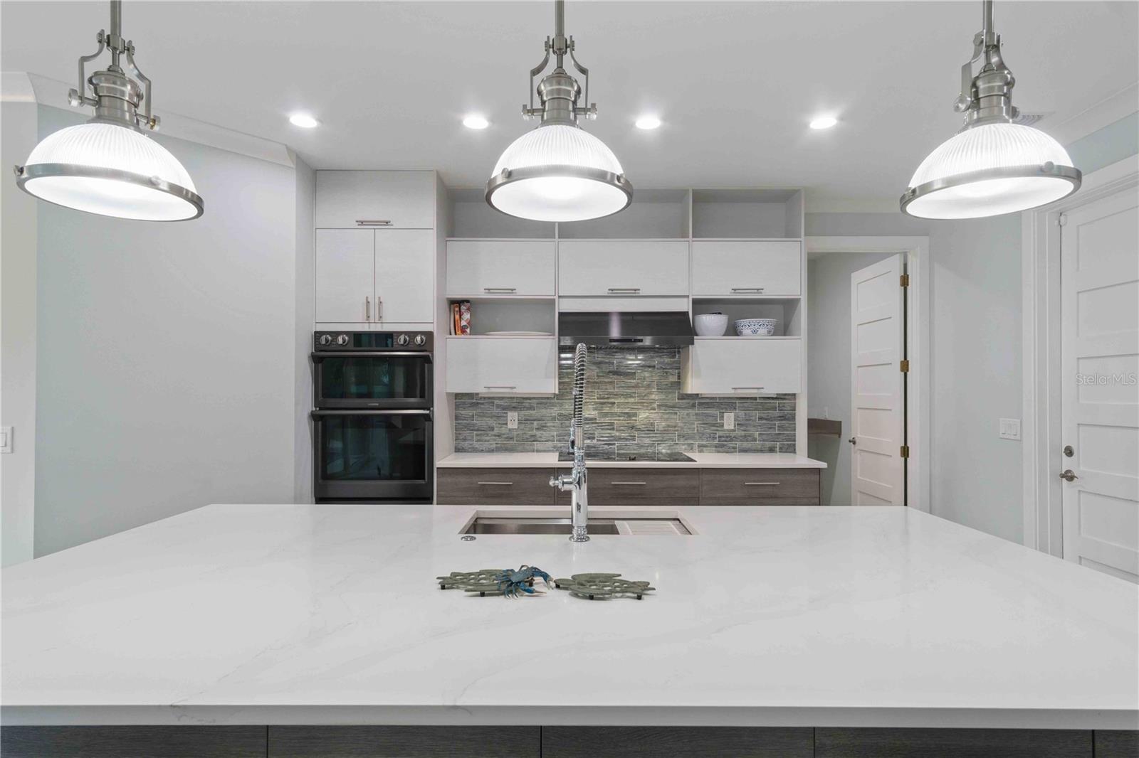 8084 BURWELL CIR, PORT CHARLOTTE, FL, 33981