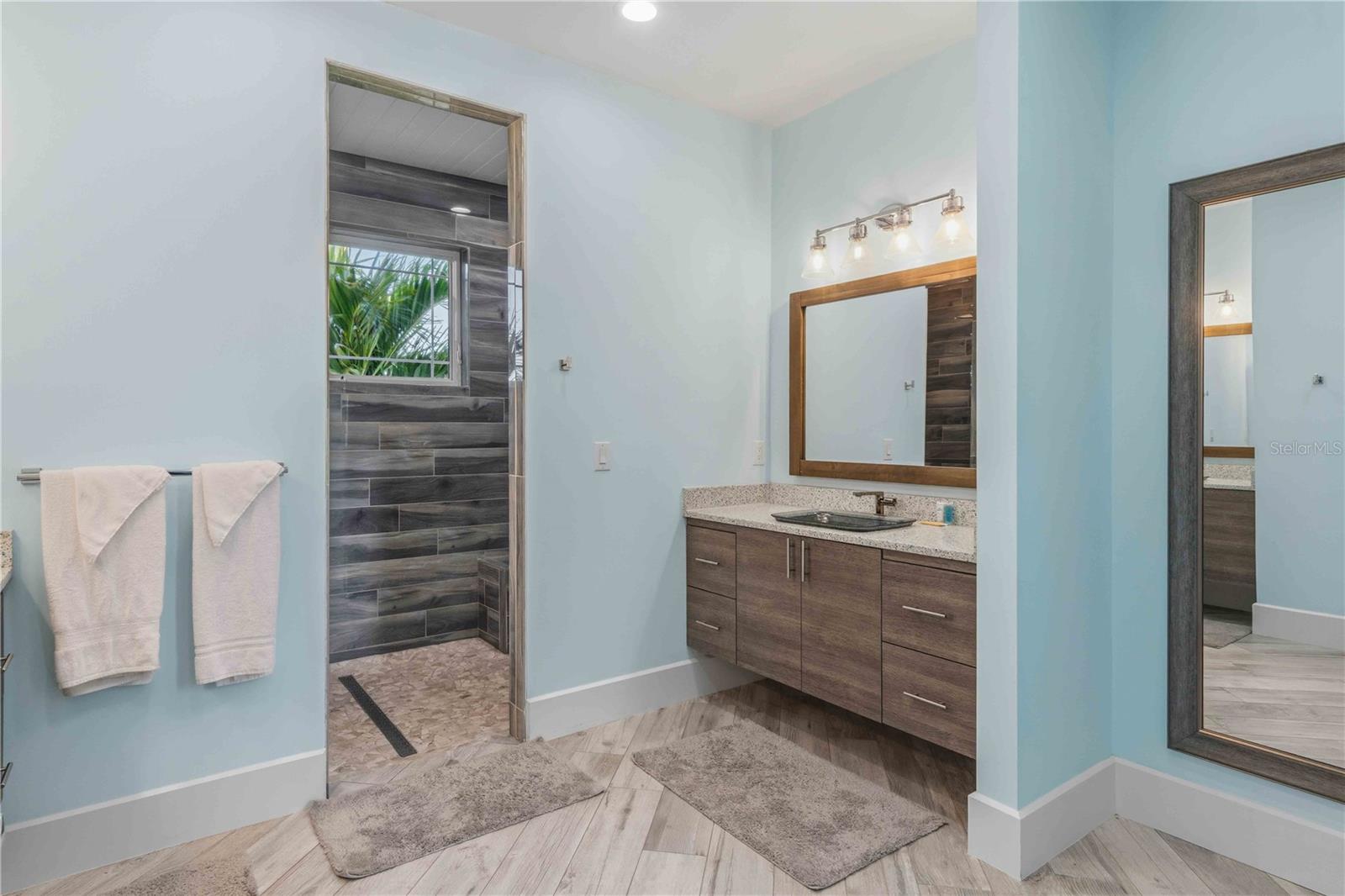 8084 BURWELL CIR, PORT CHARLOTTE, FL, 33981