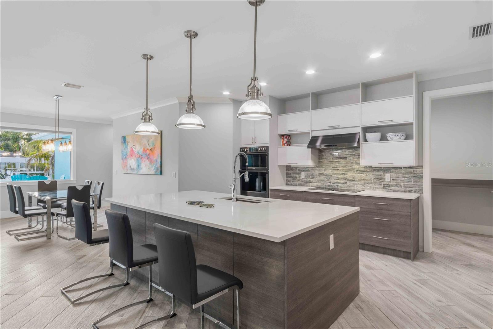 8084 BURWELL CIR, PORT CHARLOTTE, FL, 33981