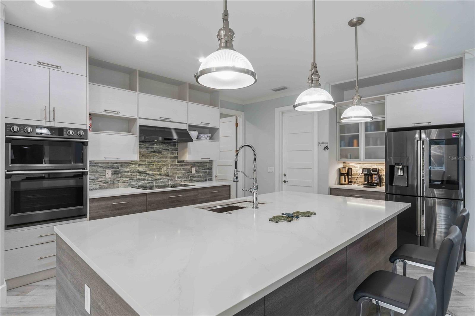 8084 BURWELL CIR, PORT CHARLOTTE, FL, 33981