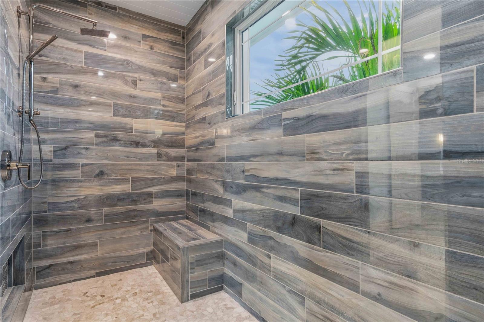 8084 BURWELL CIR, PORT CHARLOTTE, FL, 33981