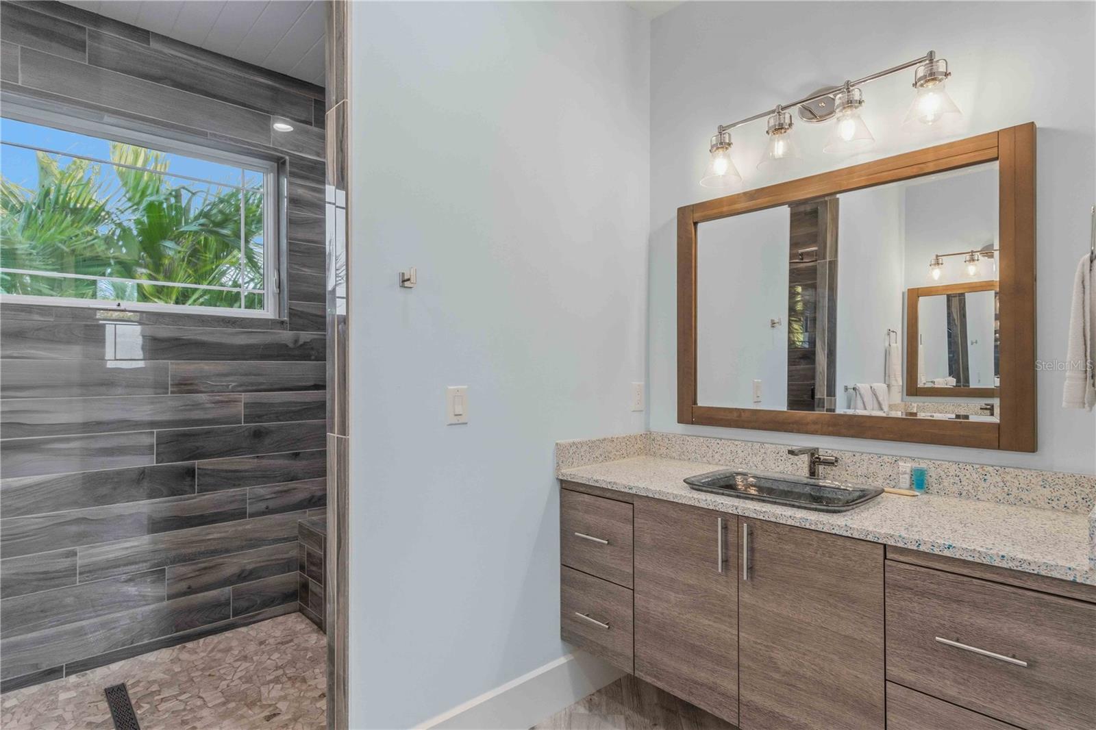 8084 BURWELL CIR, PORT CHARLOTTE, FL, 33981