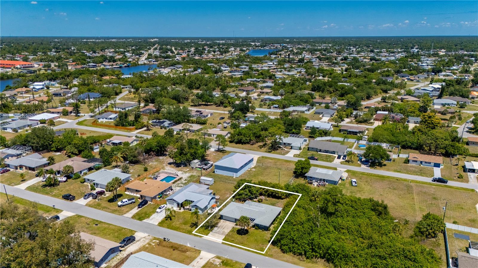 540 GROVE AVE NW, PORT CHARLOTTE, FL, 33952