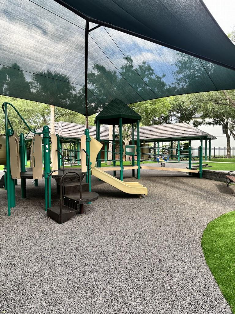 11107 GREEN PARK CIR, TAMPA, FL, 33626