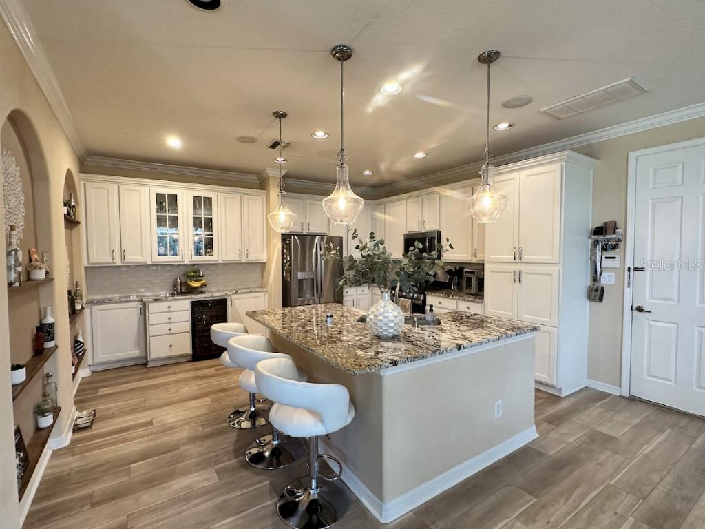 11107 GREEN PARK CIR, TAMPA, FL, 33626