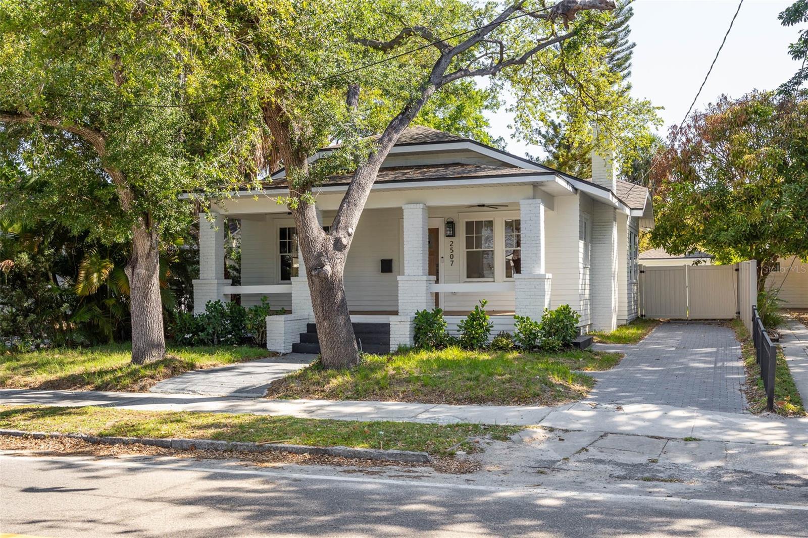 2507 N RIDGEWOOD AVE, TAMPA, FL, 33602