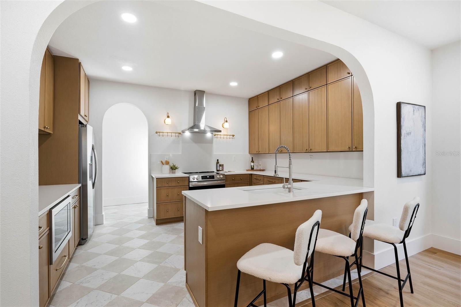 2507 N RIDGEWOOD AVE, TAMPA, FL, 33602