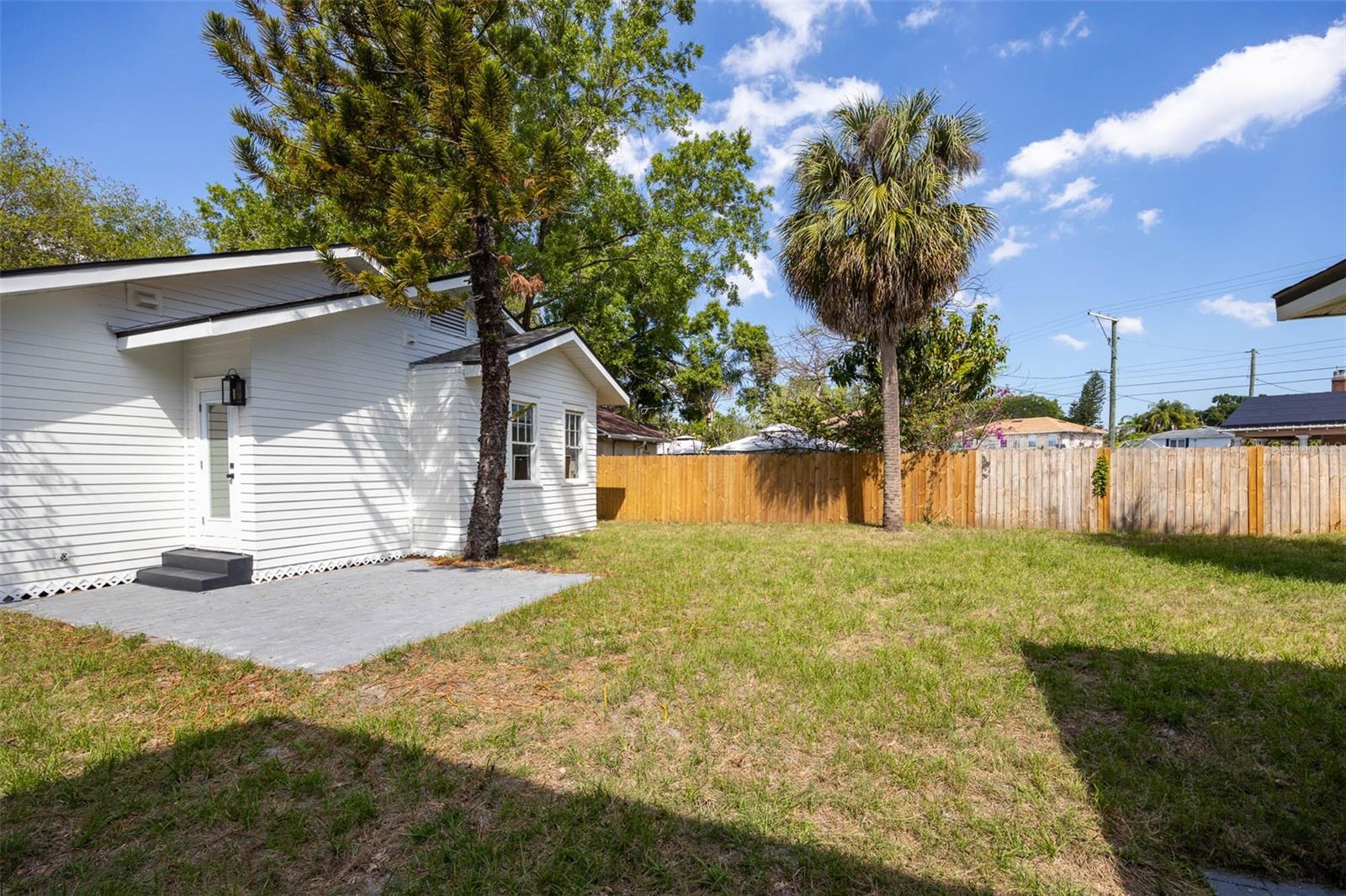 2507 N RIDGEWOOD AVE, TAMPA, FL, 33602