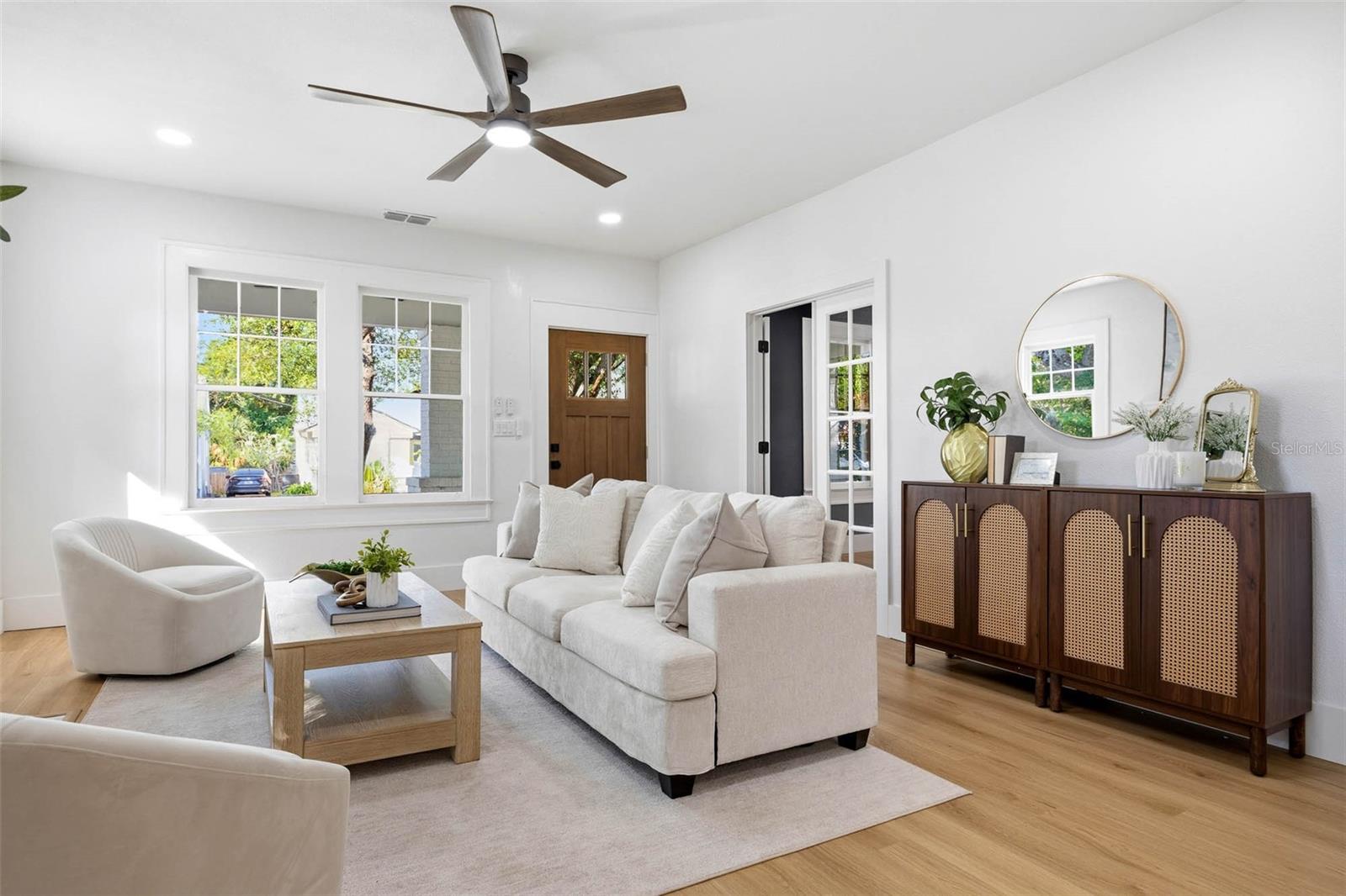 2507 N RIDGEWOOD AVE, TAMPA, FL, 33602