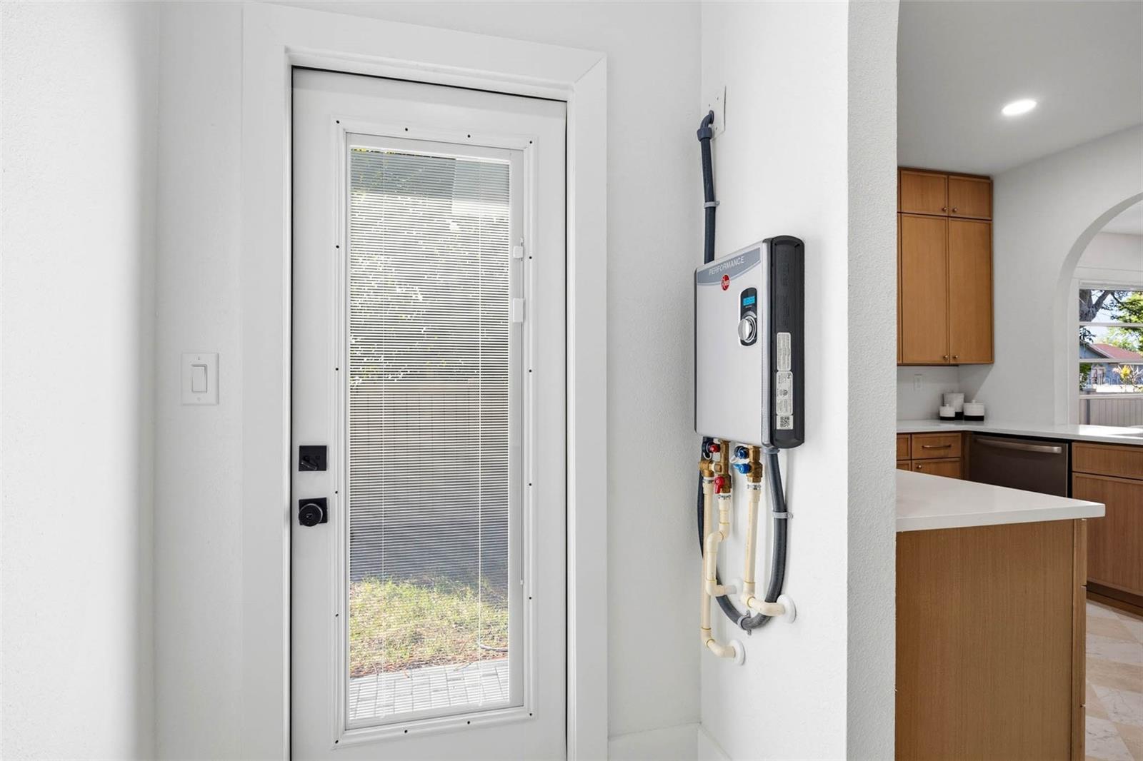 2507 N RIDGEWOOD AVE, TAMPA, FL, 33602