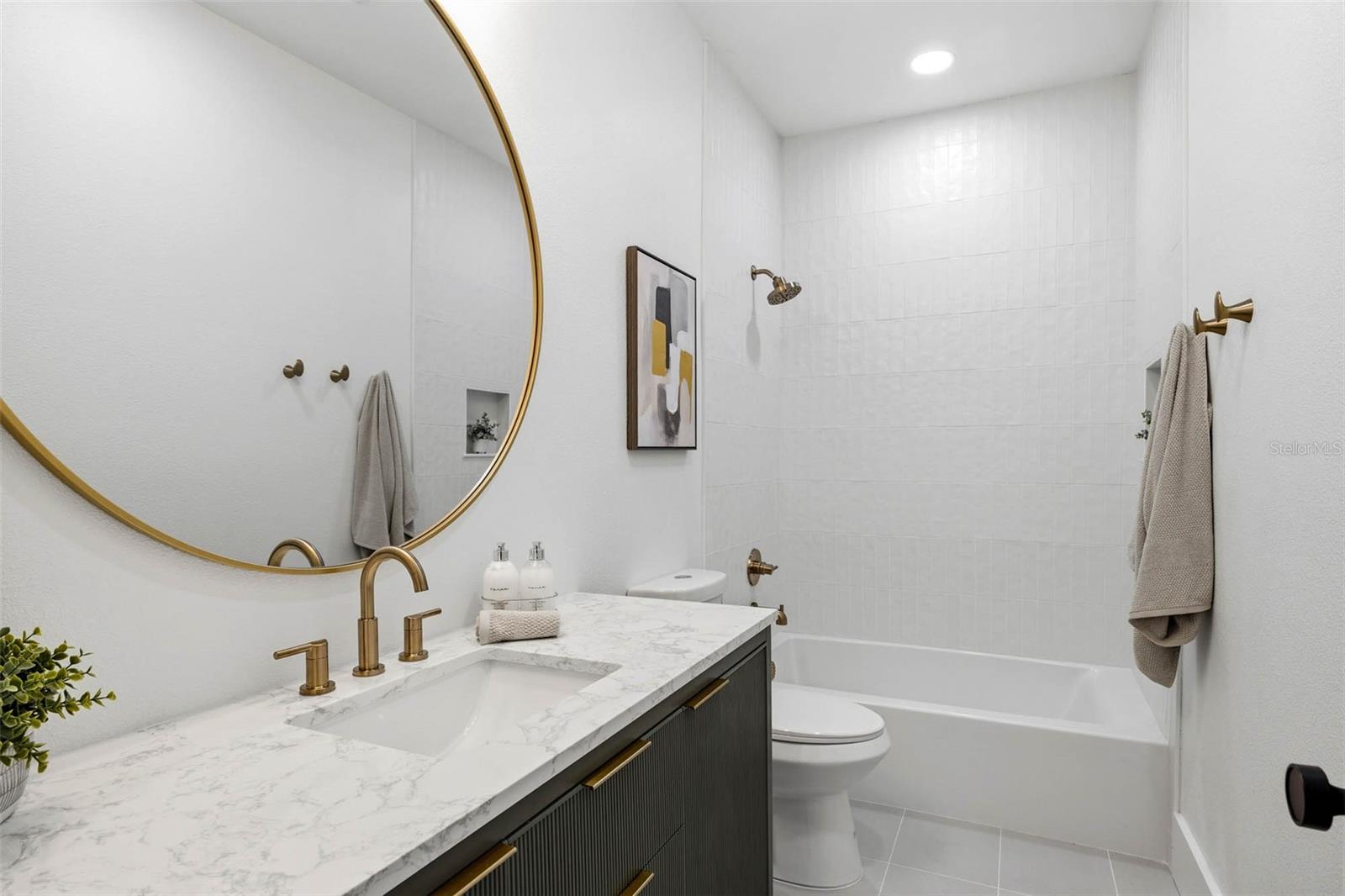 2507 N RIDGEWOOD AVE, TAMPA, FL, 33602