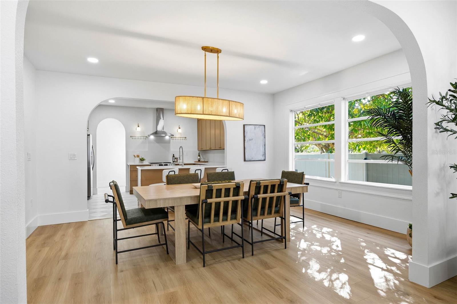 2507 N RIDGEWOOD AVE, TAMPA, FL, 33602