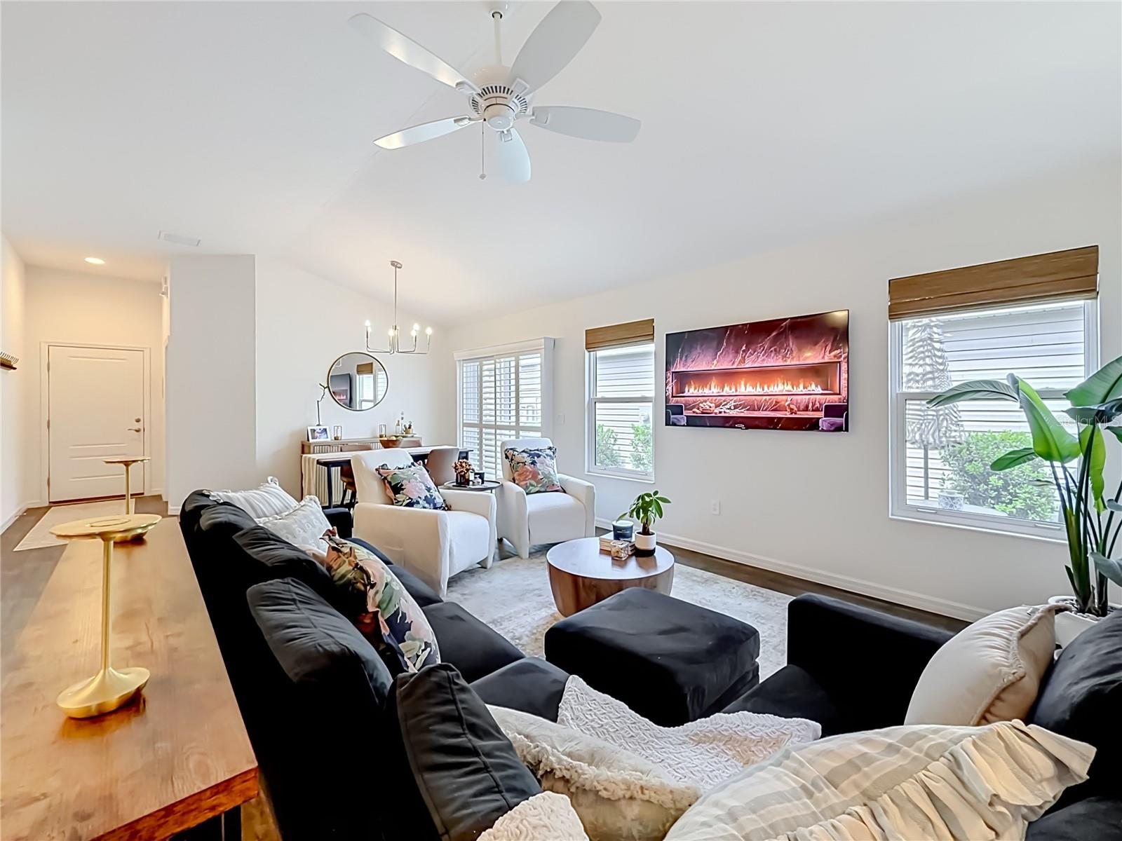 6231 ATKINSON LN, THE VILLAGES, FL, 32163