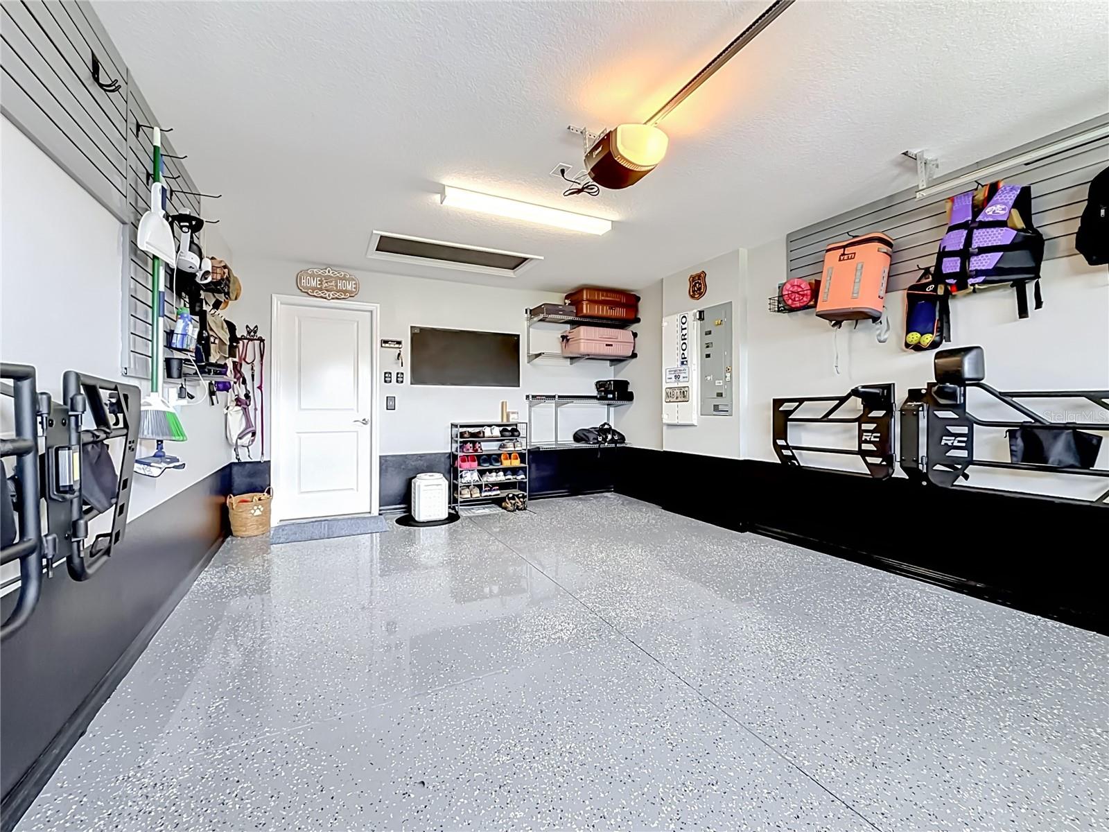 6231 ATKINSON LN, THE VILLAGES, FL, 32163