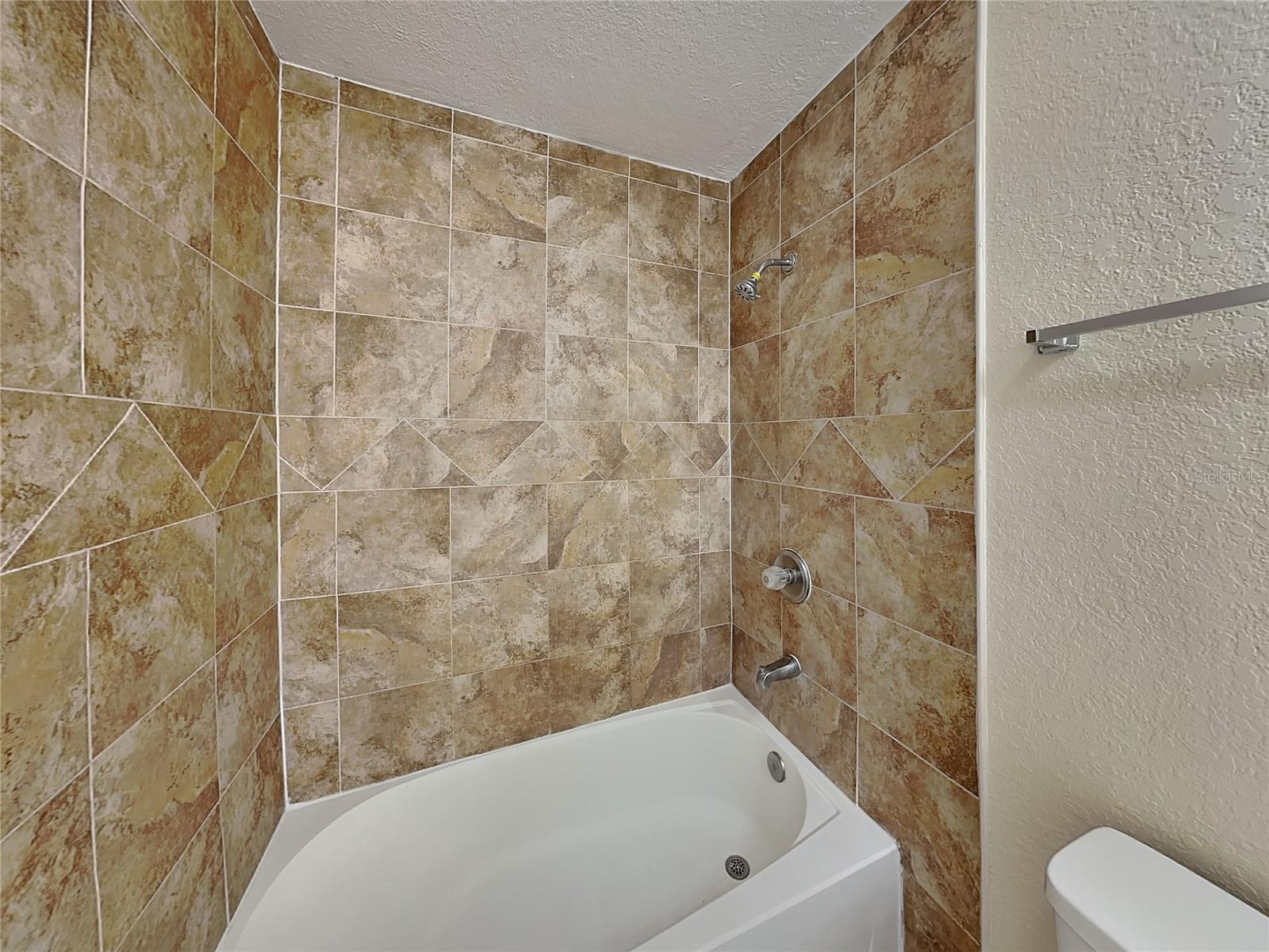 1385 DEAN ST, MULBERRY, FL, 33860