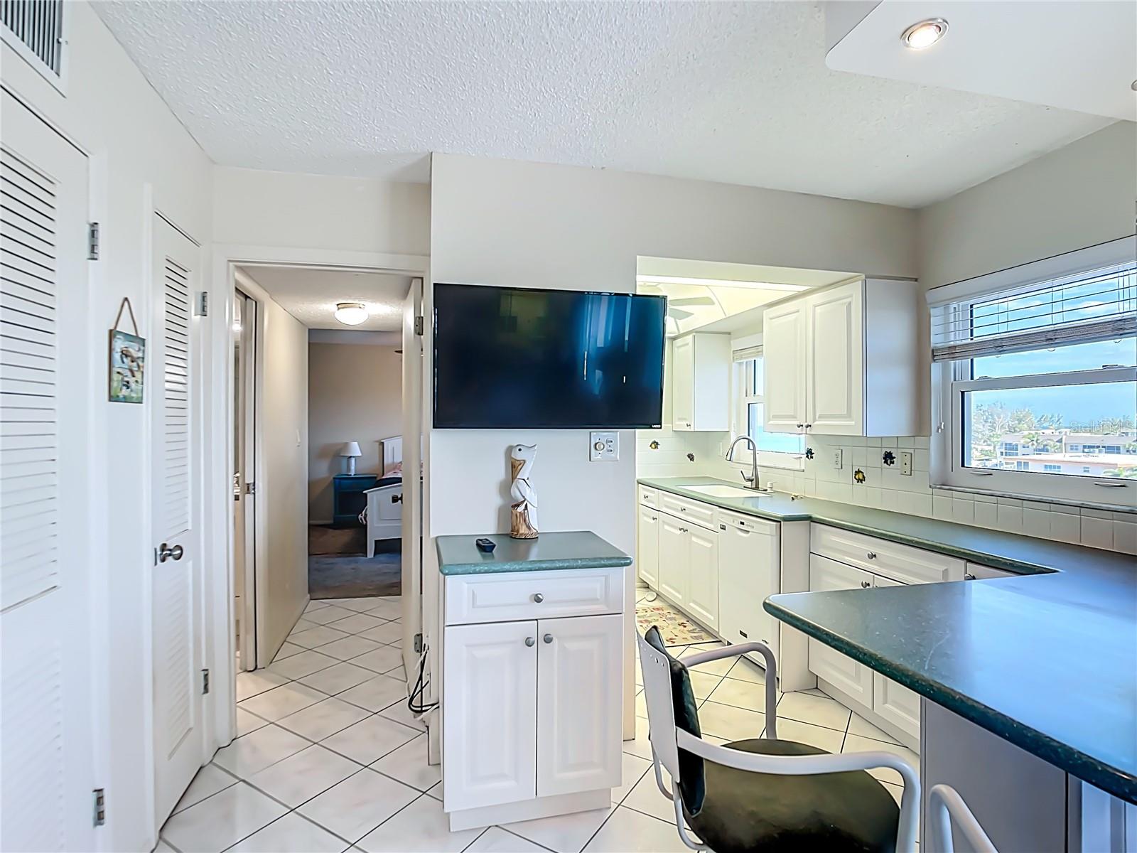 1255 TARPON CENTER DR #510, VENICE, FL, 34285