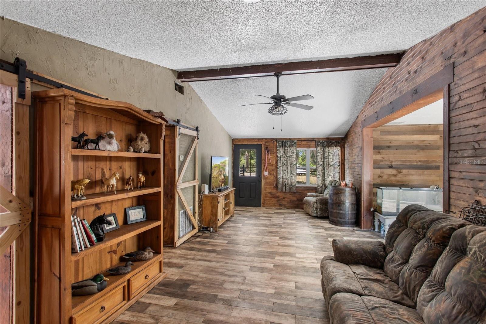 160 DEERPATH RD, DEBARY, FL, 32713