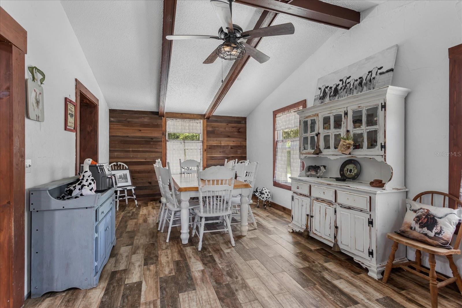 160 DEERPATH RD, DEBARY, FL, 32713