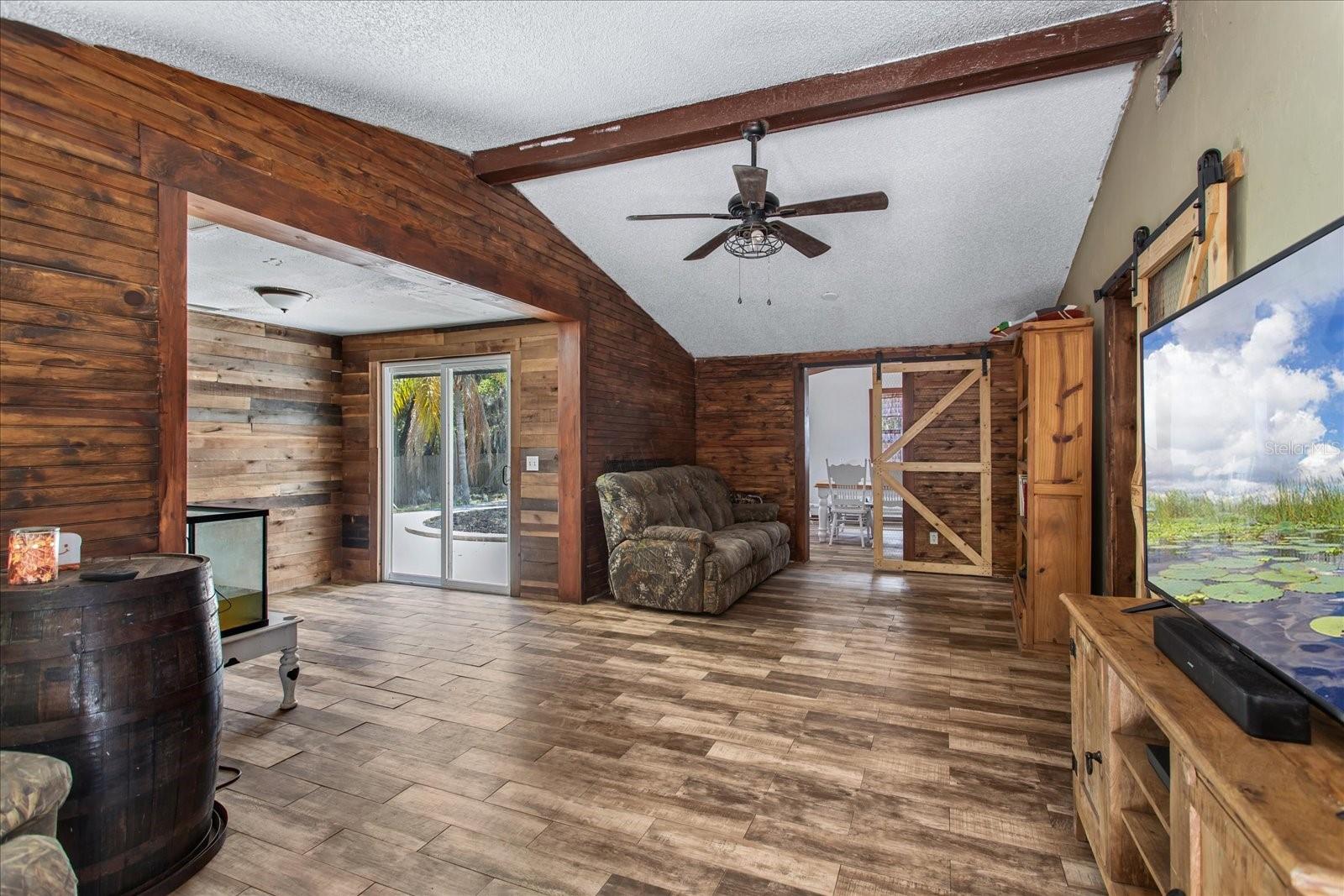 160 DEERPATH RD, DEBARY, FL, 32713