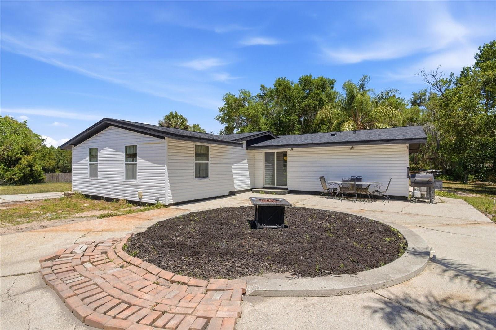 160 DEERPATH RD, DEBARY, FL, 32713