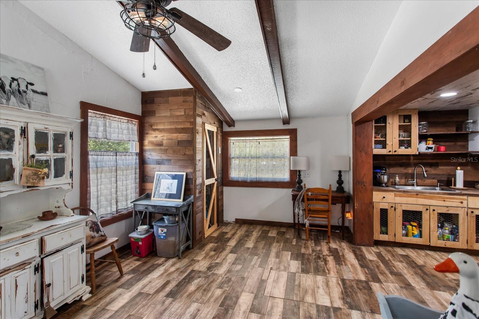 160 DEERPATH RD, DEBARY, FL, 32713