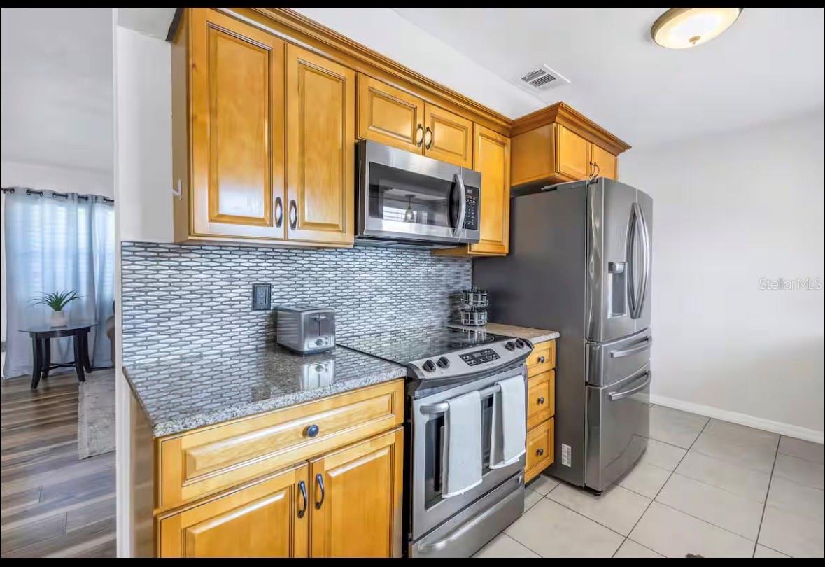 8199 115TH ST, SEMINOLE, FL, 33772