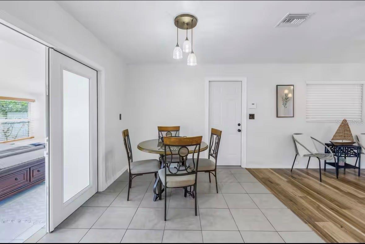 8199 115TH ST, SEMINOLE, FL, 33772