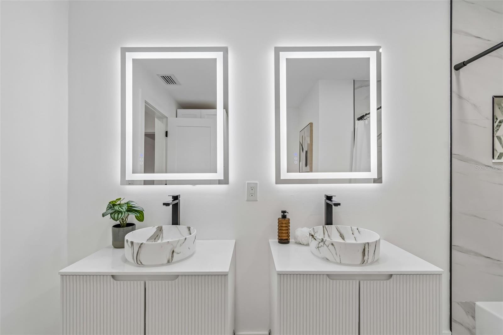 2550 GOMAZ WAY S, ST PETERSBURG, FL, 33712