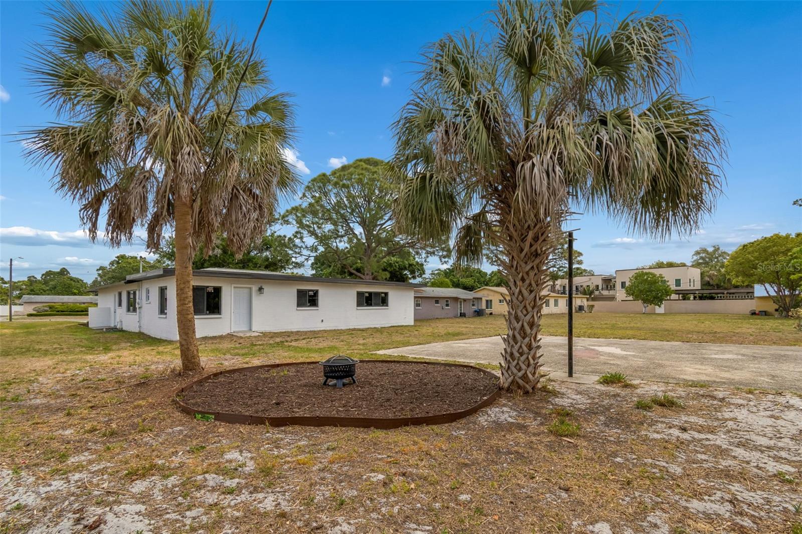 2550 GOMAZ WAY S, ST PETERSBURG, FL, 33712