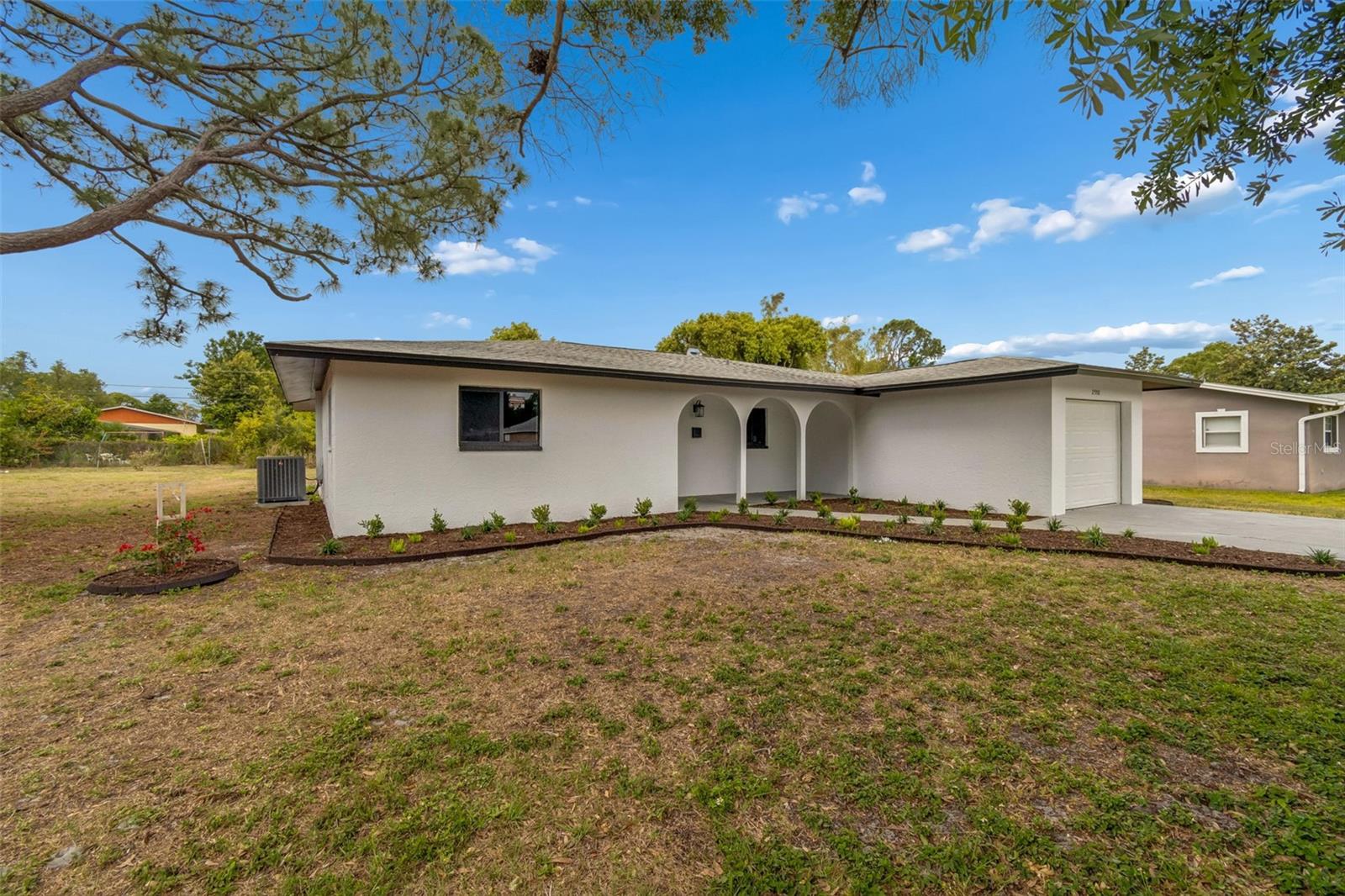 2550 GOMAZ WAY S, ST PETERSBURG, FL, 33712