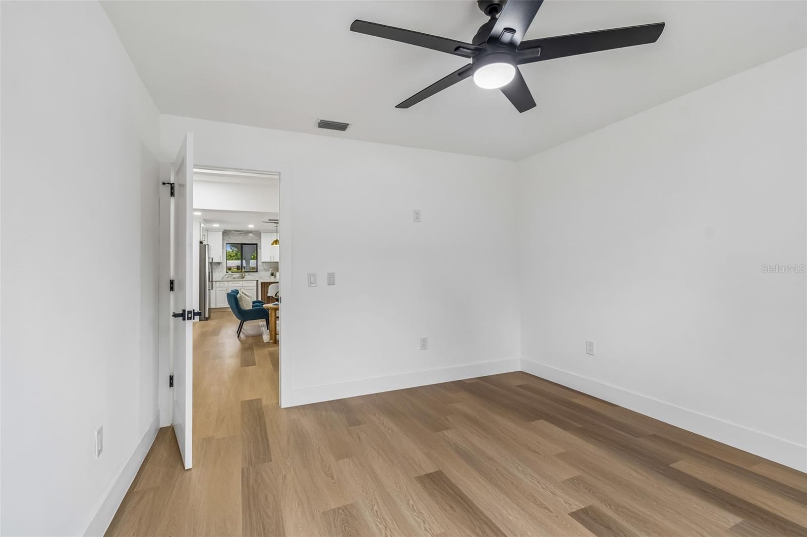 2550 GOMAZ WAY S, ST PETERSBURG, FL, 33712