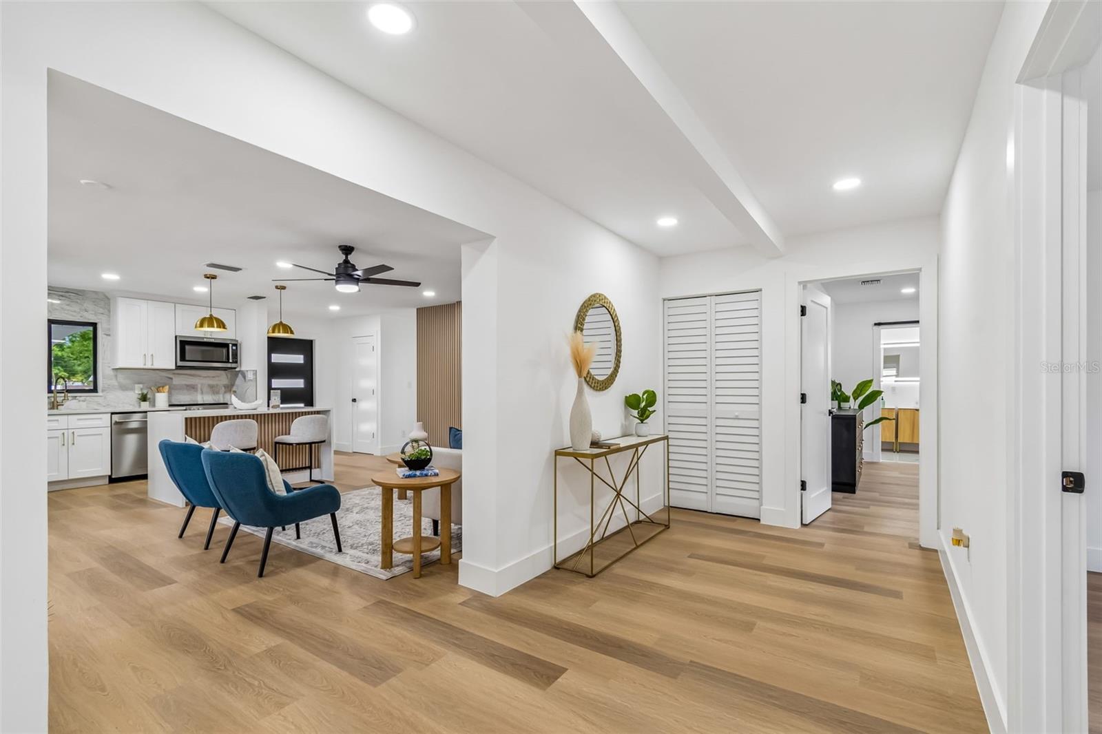 2550 GOMAZ WAY S, ST PETERSBURG, FL, 33712