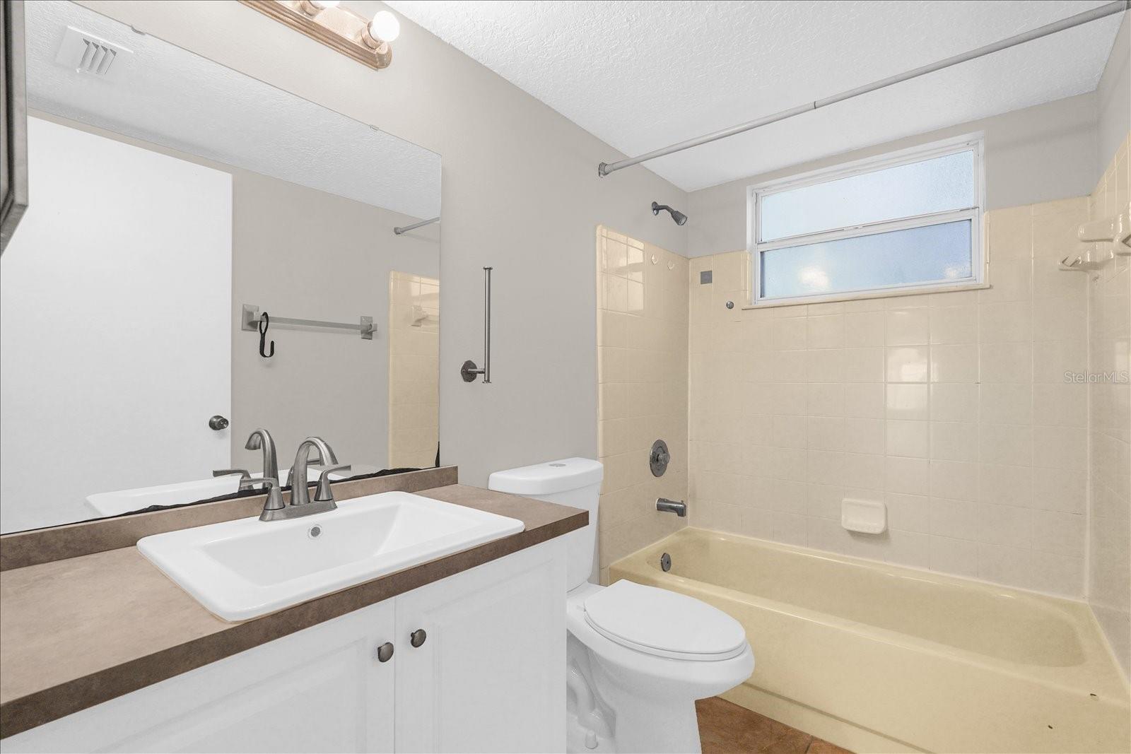 2731 N POINCIANA BLVD #107, KISSIMMEE, FL, 34746