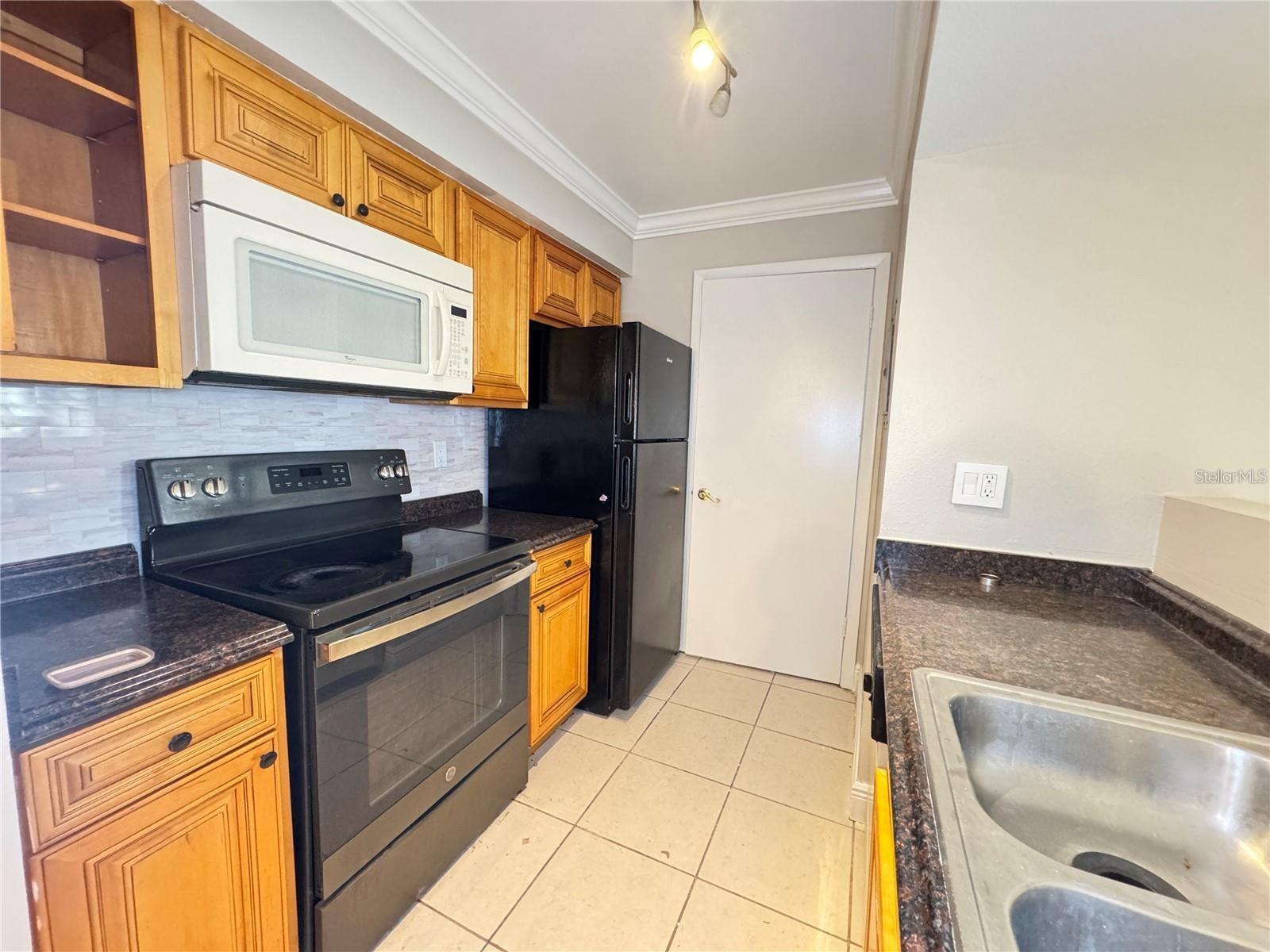 3038 PARKWAY BLVD #208, KISSIMMEE, FL, 34747