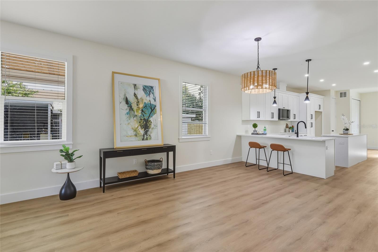 1515 E KNOLLWOOD ST, TAMPA, FL, 33610