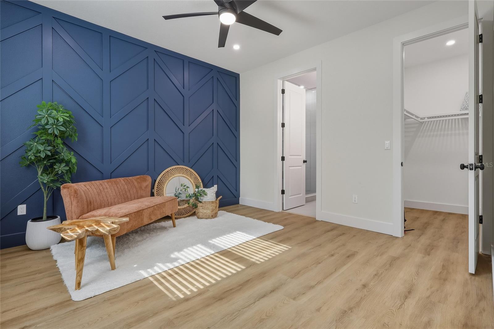 1515 E KNOLLWOOD ST, TAMPA, FL, 33610