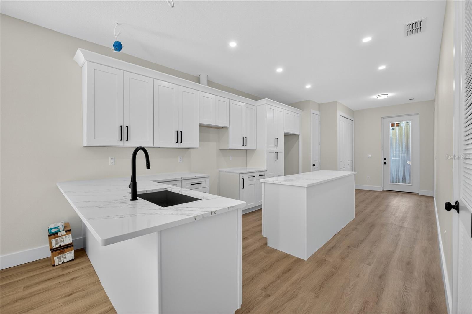 1515 E KNOLLWOOD ST, TAMPA, FL, 33610