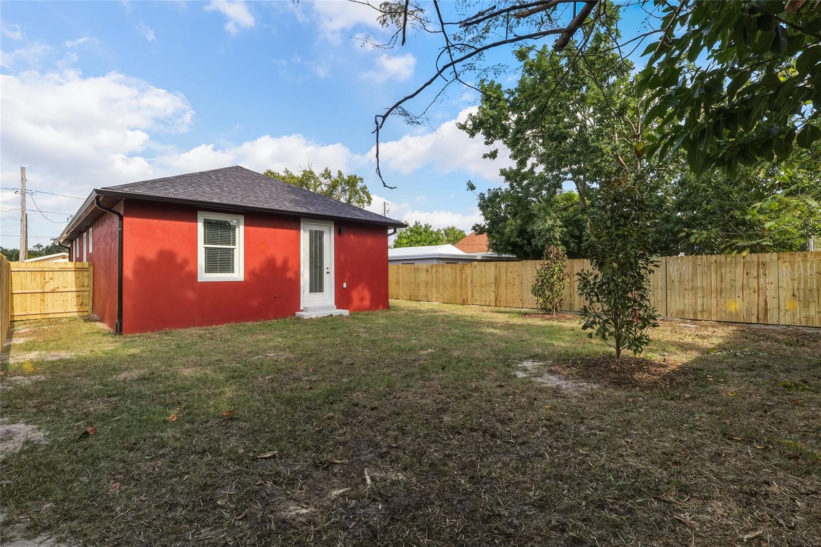 1515 E KNOLLWOOD ST, TAMPA, FL, 33610