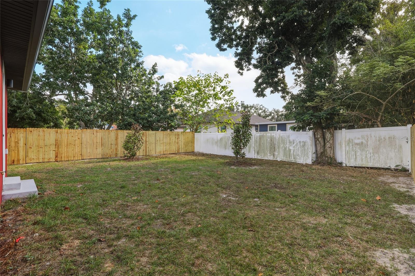 1515 E KNOLLWOOD ST, TAMPA, FL, 33610