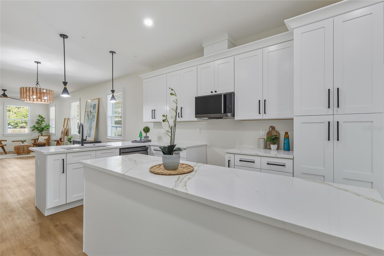 1515 E KNOLLWOOD ST, TAMPA, FL, 33610