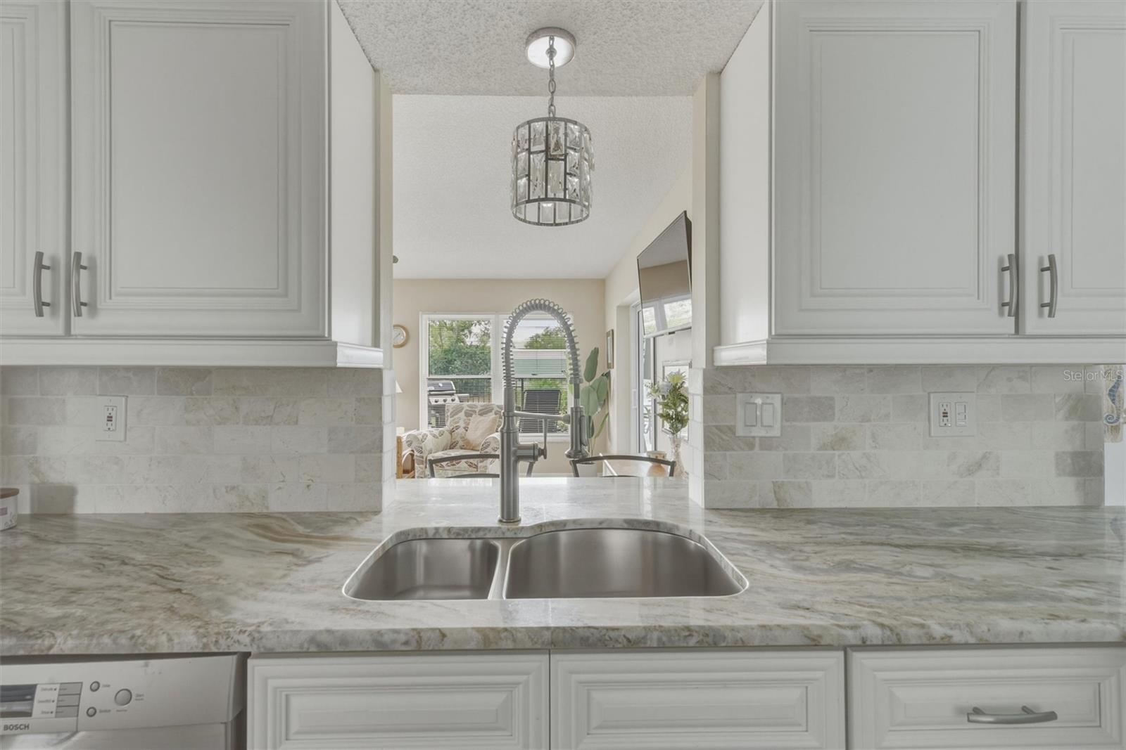 2145 NUREMBERG BLVD, PUNTA GORDA, FL, 33983