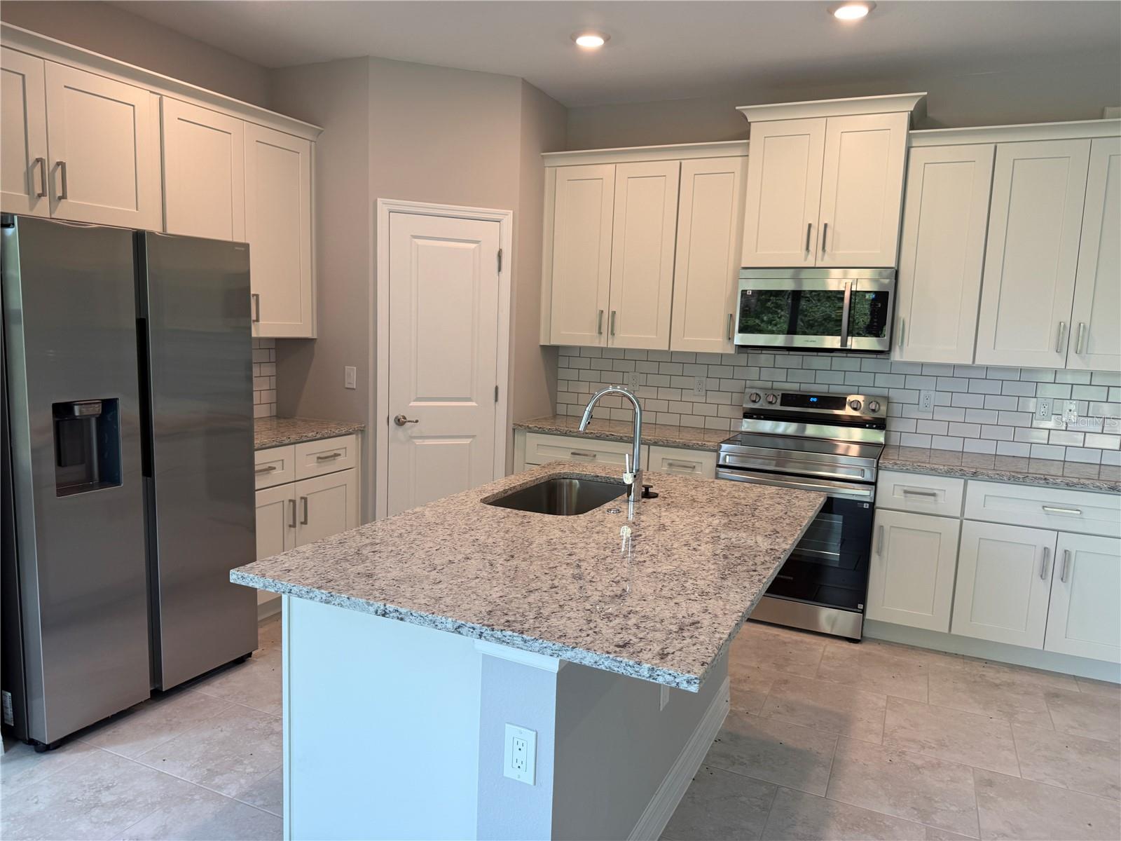 1275 PERRY ST, PORT CHARLOTTE, FL, 33952