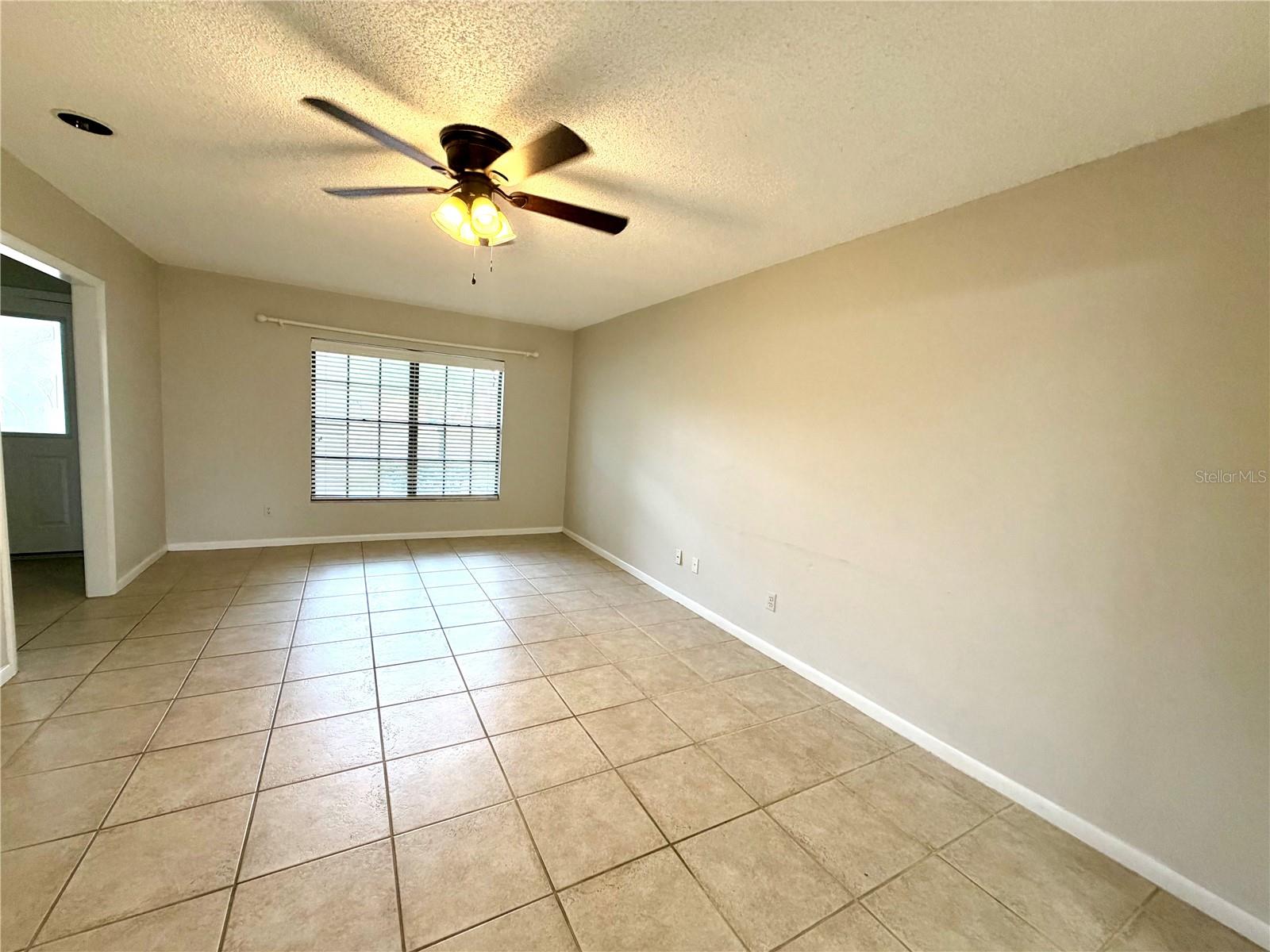 14904 LAKE FOREST DR, LUTZ, FL, 33559